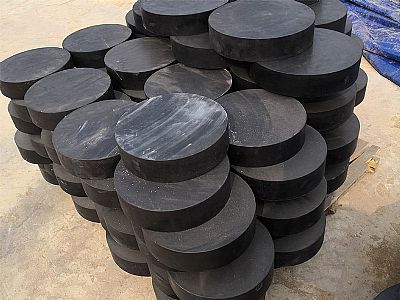 鸠江区板式橡胶支座由若干层橡胶片与薄钢板经加压硫化